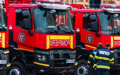 Incendiu devastator la un bloc din Constanța: Mai mulți oameni, prinși în flăcări