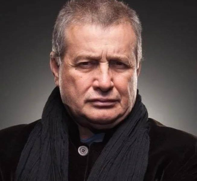 Incendiere la o casă a lui Mircea Dinescu: Poliția a deschis o anchetă