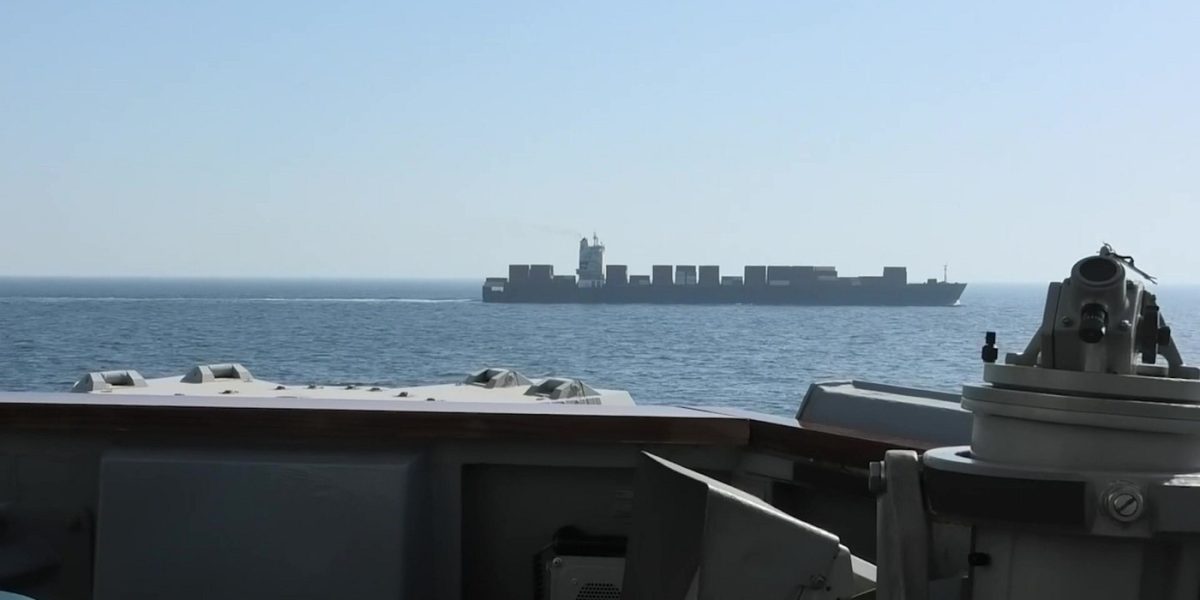 Ce se afla la bordul navei iraniene oprită de SUA printr-o operațiune spectaculoasă. Ce spun sursele presei internaționale