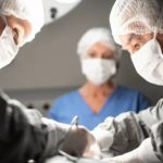 Intervenție estetică fatală în București: O femeie a murit în timpul liftingului facial