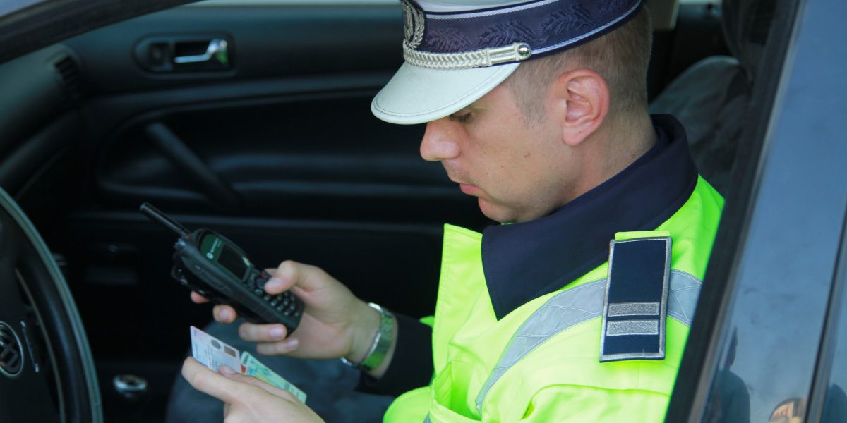 Șoferul teribilist din Dâmbovița, prins cu 200 km/h și fără ITP