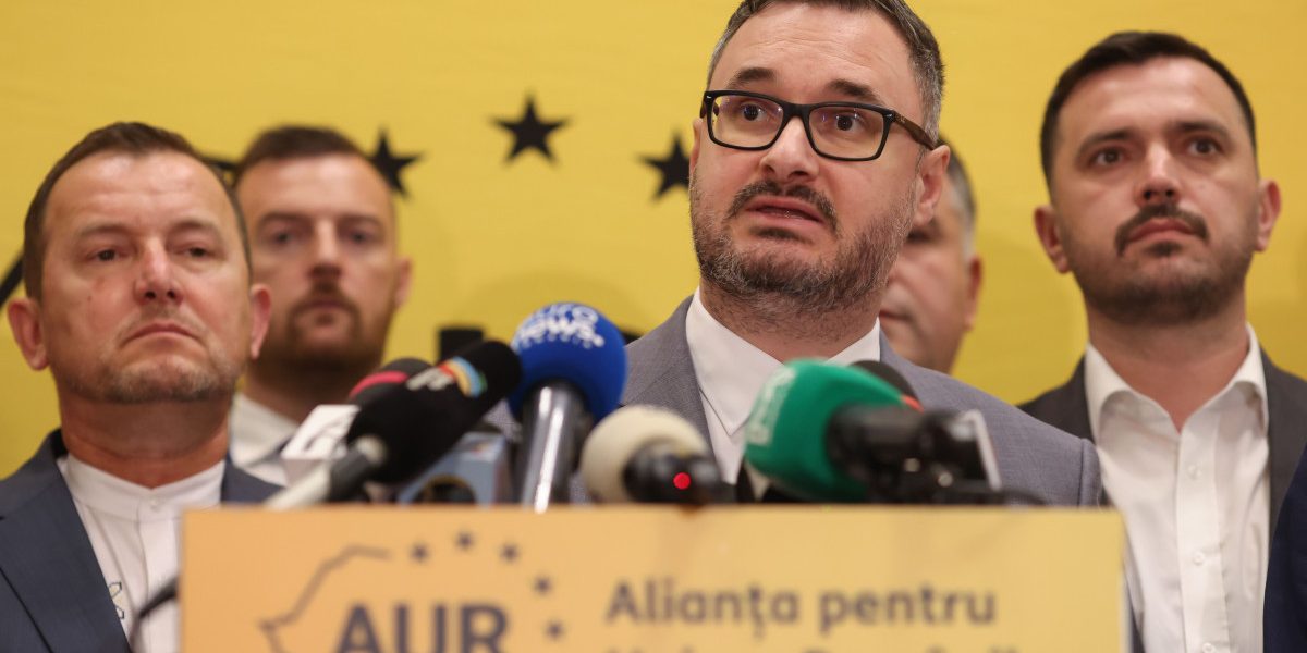 Un deputat AUR a stârnit controverse după ce a afirmat de la tribuna Parlamentului că nu s-a decis încă dacă USR este „boală venerică sau boală mintală”