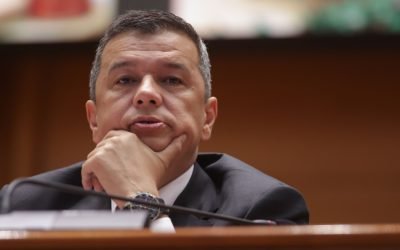 Peiu (AUR): PSD nu vrea să iasă de la guvernare, ci vrea schimbarea lui Bolojan Senatorul AUR Petrișor Peiu este de părere că PSD nu intenționează să iasă de la guvernare