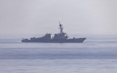 Iranul impune control strict în Strâmtoarea Ormuz, sfidând blocada lui Donald Trump