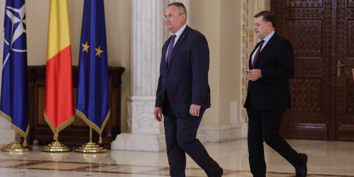 Rafila, atac dur la Ciucă: „Ar fi trebuit să fie mai atent” la Pfizer