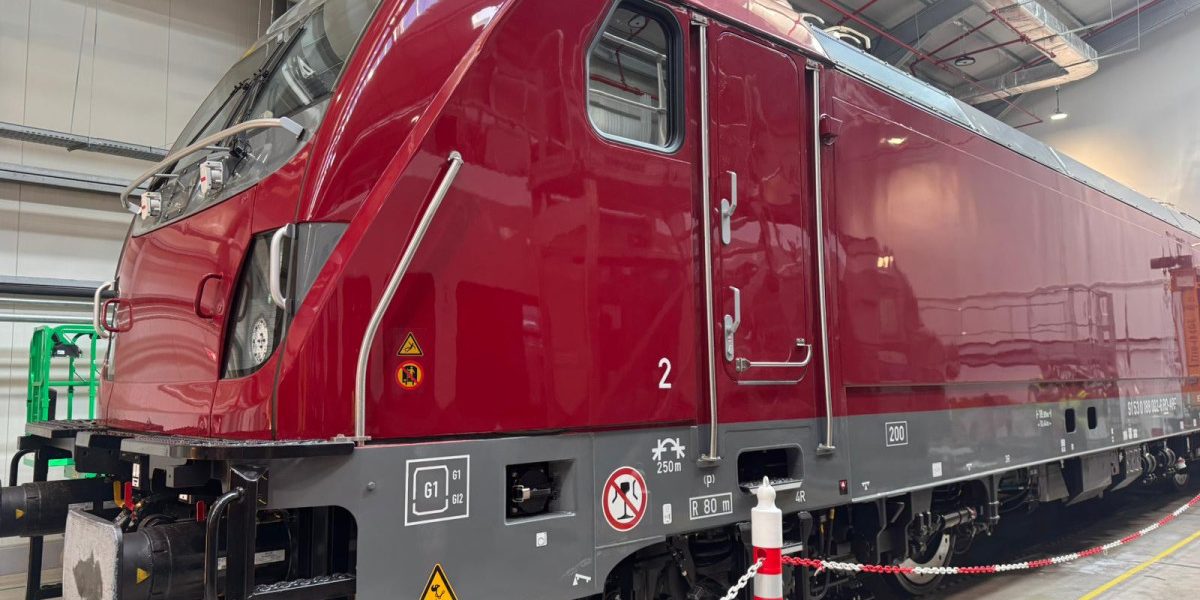 Alstom livrează prima locomotivă de 200 km/oră către ARF
