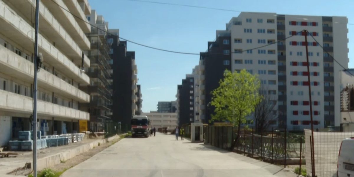 Blocajul din Golf dă peste cap imobiliarele: Criza materialelor lovește dezvoltatorii