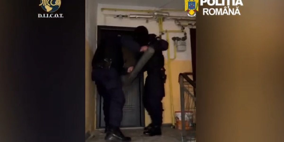 Percheziții-fulger: Traficanți de droguri, prinși în 3 județe. Elevi, clienți fideli