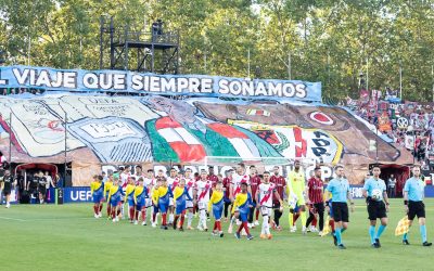 Bucuria unui club, povestită prin ochii suporterilor-simbol Doi bărbați, Rafael Garrido și Fernando Camarena, au trăit istoria clubului Rayo Vallecano prin ochii lor de suporteri devotați