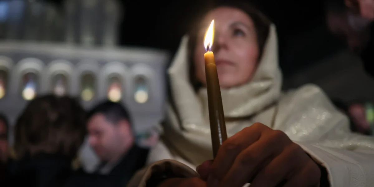 Datini și tradiții de Paște: Ce NU trebuie să rateze credincioșii din România