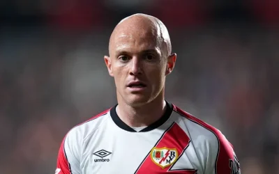 AEK Atena, un gigant al fotbalului grecesc, se pregătește pentru deplasarea în Spania, unde va întâlni Rayo Vallecano în prima manșă a sferturilor de finală ale Conference League