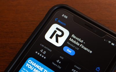 Revolut, amendată cu peste 11 milioane de euro în Italia pentru practici înșelătoare Banca digitală REVOLUT a fost amendată cu 11,5 milioane de euro de către Autoritatea Italiană pentru Concurență (AGCM), din cauza unor informații înșelătoare prezentate clienților în legătură cu comisioanele și condițiile produselor sale de investiții