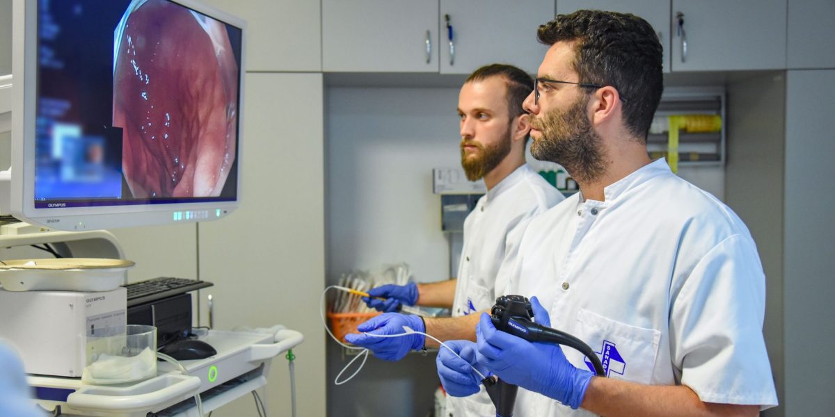 Noua metodă care scapă de refluxul gastroesofagian