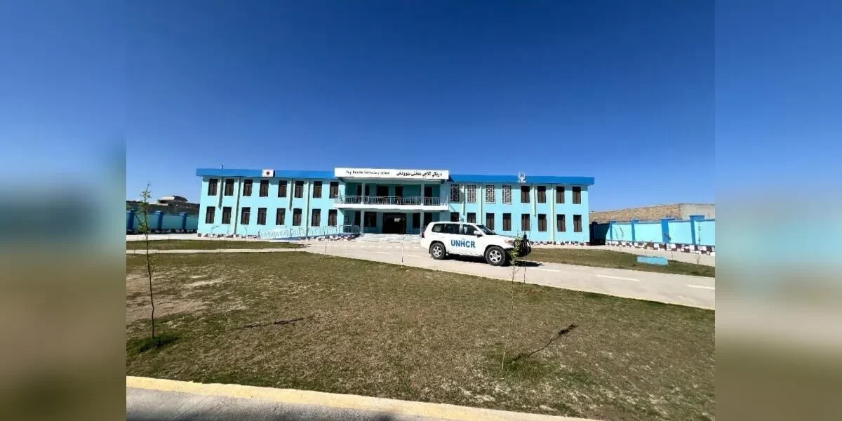 În Kandahar, Afganistan, ONU inaugurează șase școli, în timp ce accesul fetelor la educație rămâne restricționat KABUL, AFGANISTAN – Organizația Națiunilor Unite a inaugurat recent șase școli în provincia Kandahar, Afganistan