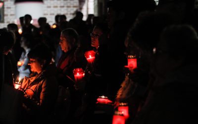 Trei din patru români intenționează să participe la slujba de Înviere anul acesta, potrivit unui sondaj recent