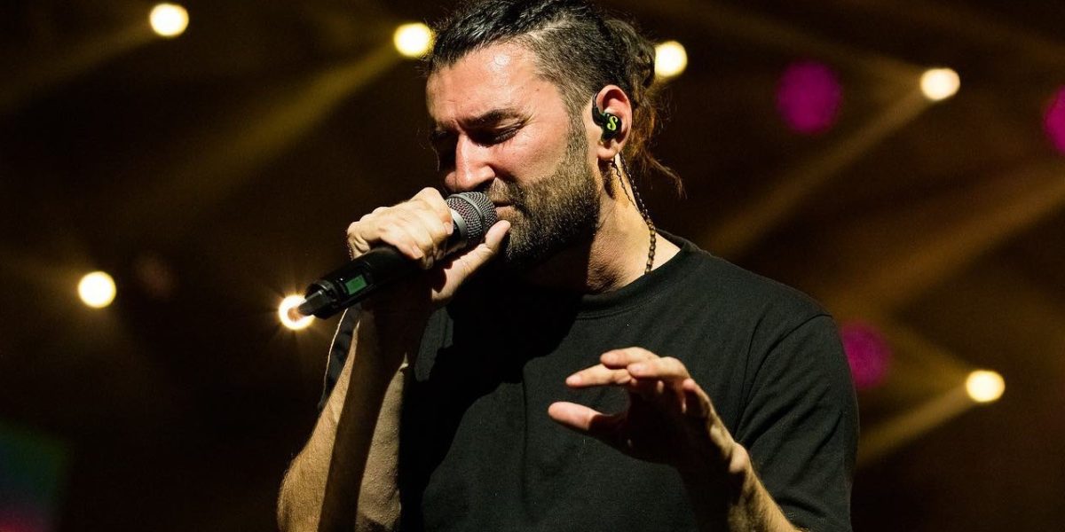 Știre falsă despre un concert cu Smiley, Andra și Antonia la Târgu Mureș Primăria Târgu Mureș a emis un avertisment clar miercuri, respingând informațiile apărute pe rețelele de socializare care anunțau un concert cu Smiley, Andra și Antonia în oraș, pe data de 1 aprilie