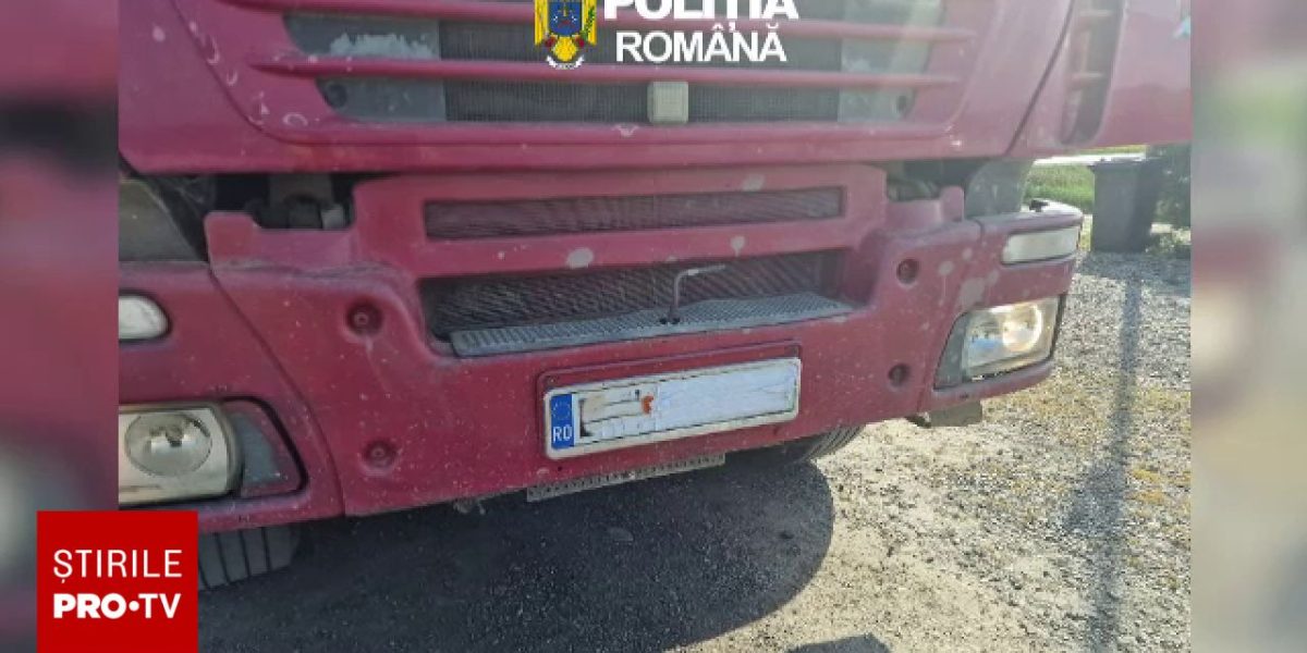Un șofer din Bihor și-a acoperit numerele de înmatriculare cu bandă pentru a scăpa de taxa de drum. Ce a pățit