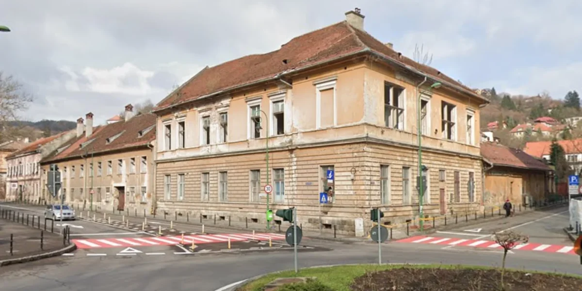 Resturi umane și un bebeluș în formol, descoperire șoc într-un subsol