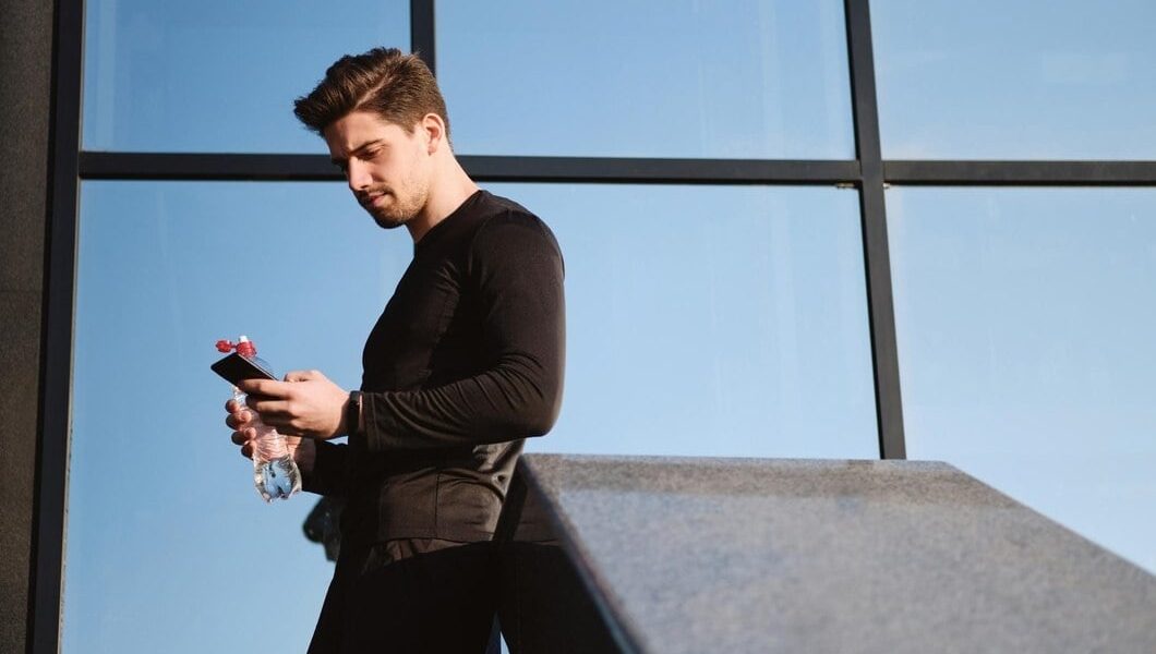 Cum își umplu sportivii orele moarte din deplasări