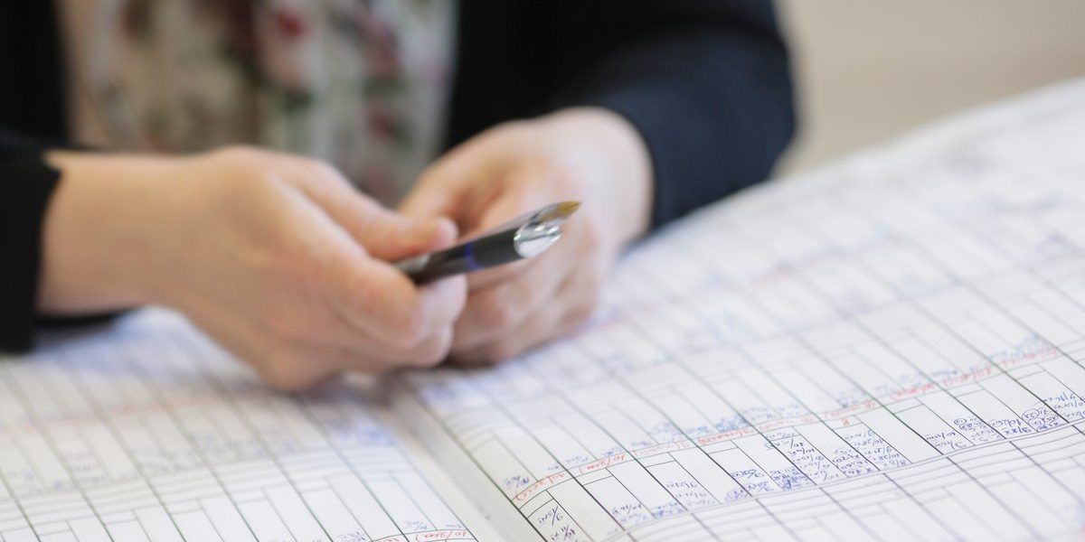 Titularizarea în România: sistem vechi la vremuri noi. Doi profesori spun cum s-ar putea testa în mod real competențele cadrelor didactice