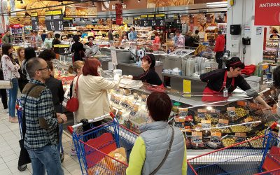 Consiliul Concurenței avertizează: anunțurile de scumpire pot duce la creșterea artificială a prețurilor Președintele Consiliului Concurenței, Bogdan CHIRIȚOIU, a emis un avertisment clar luni: declarațiile prin care se anunță intenții de majorare a prețurilor pot conduce la coordonarea comportamentului concurenților și la o creștere artificială a prețurilor pe piață