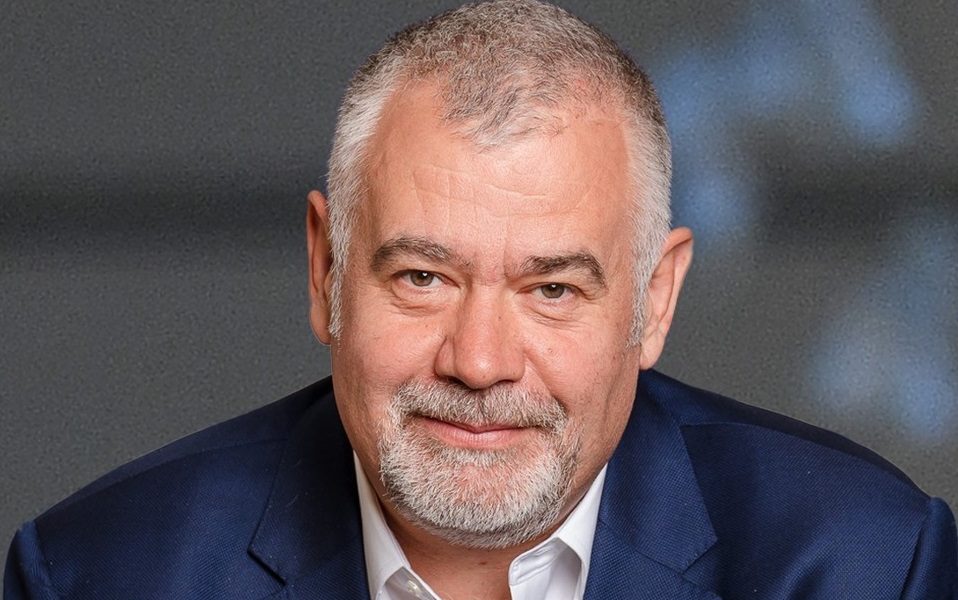 Arobs transilvania software finalizează fuziunea cu entitățile din grup AROBS Transilvania Software a finalizat fuziunea cu entitățile din cadrul grupului, un pas important pentru simplificarea și eficientizarea operațiunilor