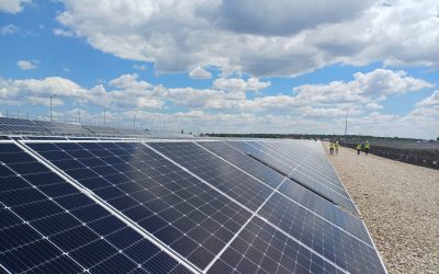 Băieții „deștepți” din energie vând parcuri solare pe OLX. Autoritățile, pe cale să intervină?