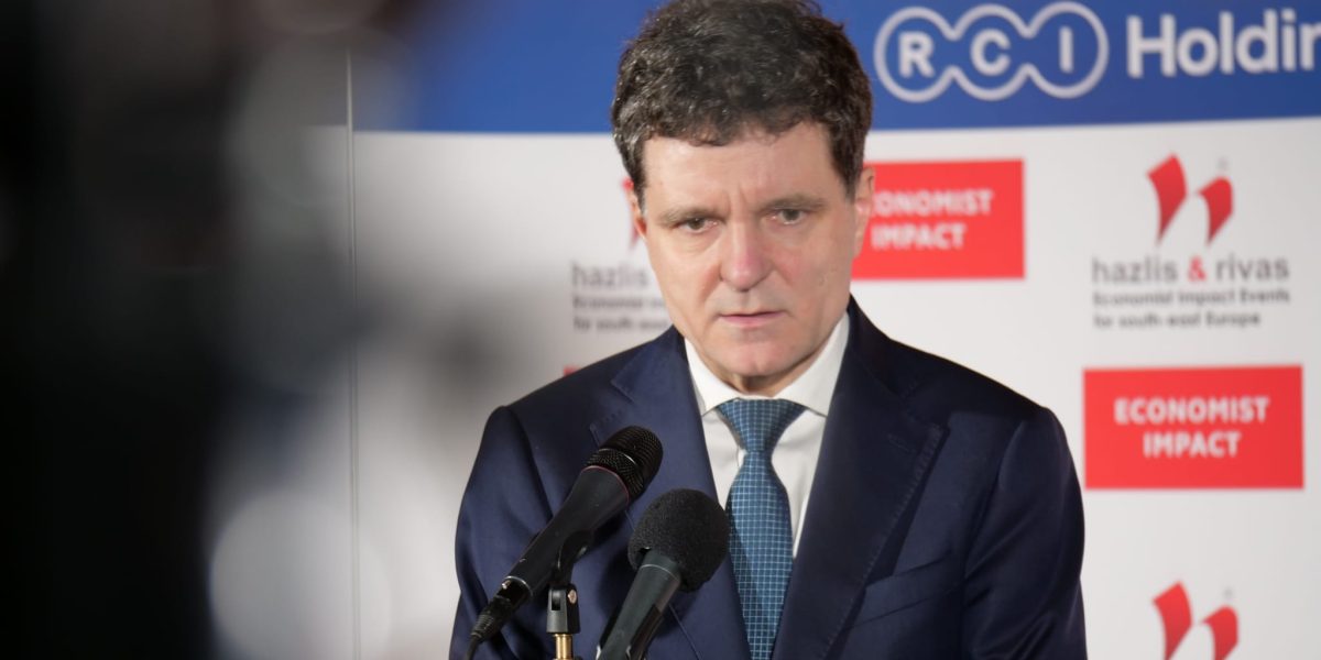 Președintele Municipiului București, Nicușor Dan, a descris actuala coaliție de guvernare drept o combinație între administrativ și joc politic, subliniind, totodată, că partidele cooperează pentru a lua măsuri importante