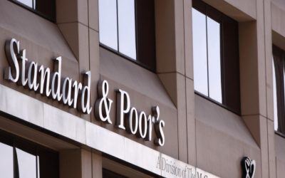 S&P Global Ratings menține ratingul României, dar avertizează asupra riscurilor economice Agenția de evaluare financiară S&P Global Ratings a confirmat, vineri, ratingurile de credit suveran ale României la nivelul „BBB-/A-3”, ceea ce indică o perspectivă stabilă, dar a avertizat că perspectivele economice rămân negative