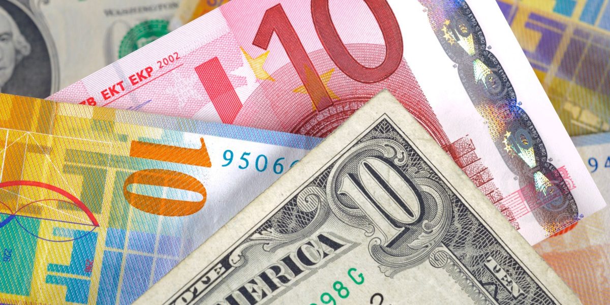 BNR zguduie piețele: Euro și francul, în picaj liber. Aurul, mai ieftin