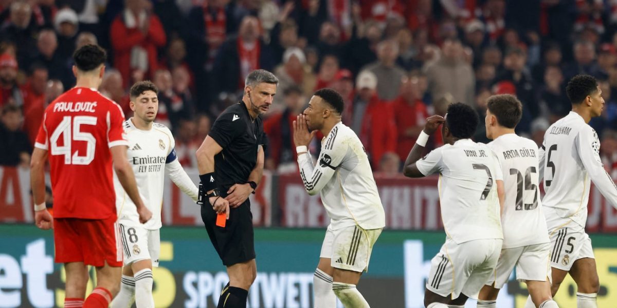 Arbitru „infam”, pus la zid după meciul trucat din Spania