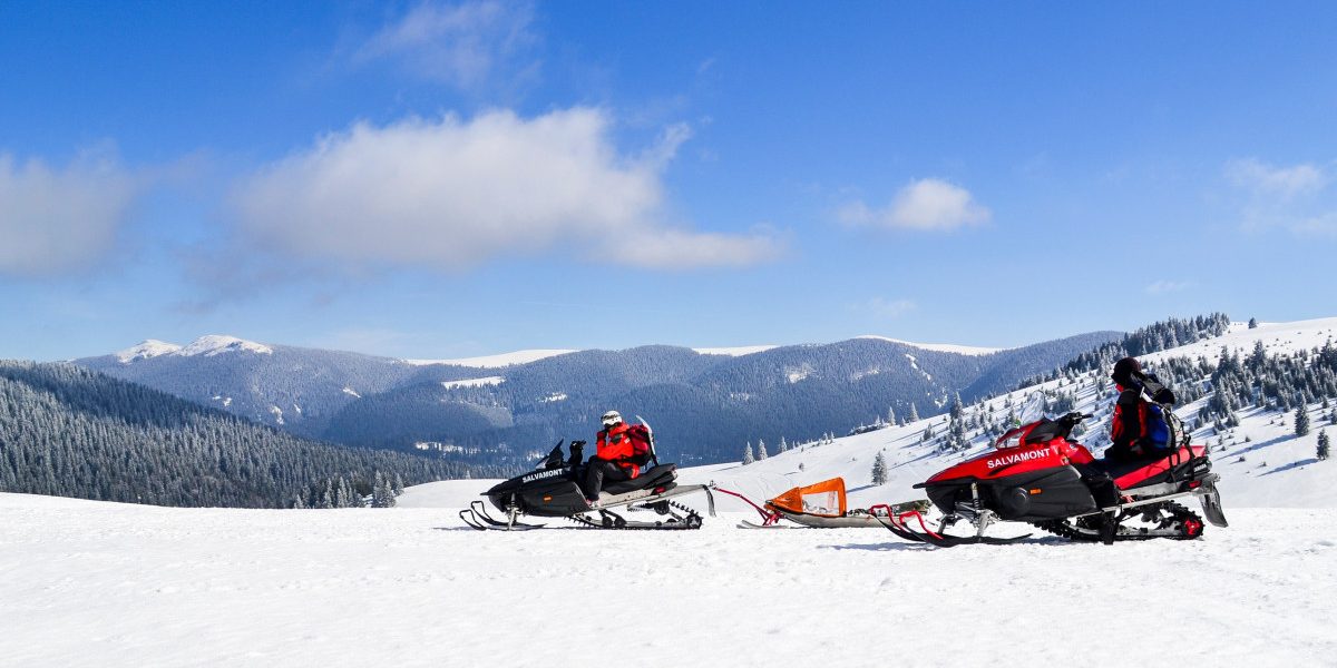 Vâlcea: Tată și fiu, găsiți după cinci ore de căutări în zona montană