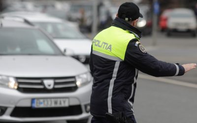 Echipamente auto obligatorii în 2026: Amenzi GRELE pentru șoferi