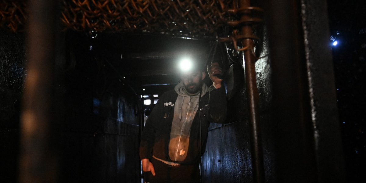 Guvernul oferă 350 milioane lei pentru minele din Valea Jiului. E jumătate din cât trebuie