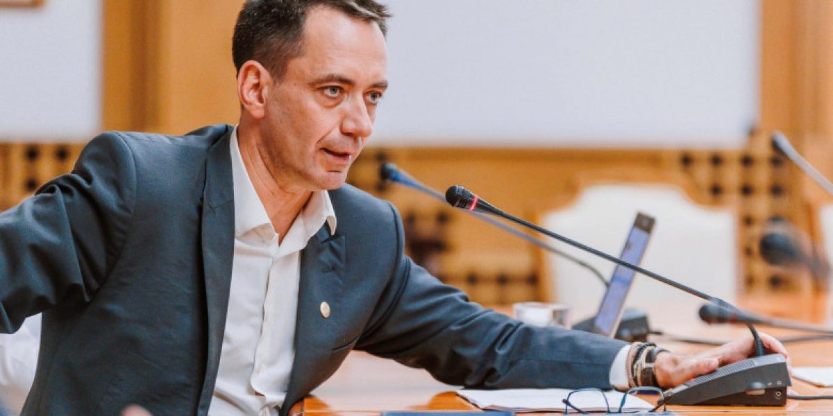 UDMR vrea Guvern „în aceeași formulă”, cu Bolojan premier. Csoma: Fără criză!