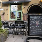 Mona, barista AI în Stockholm: Prima cafenea condusă de inteligența artificială