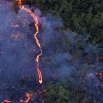 Lava vulcanului din REUNION: Noi imagini din satelit, spectacol periculos spre ocean