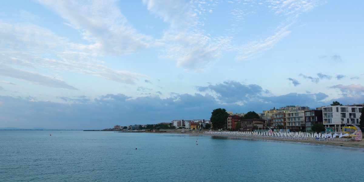 Bulgaria: Drone militare, neutralizate deasupra Mării Negre, una la o stațiune