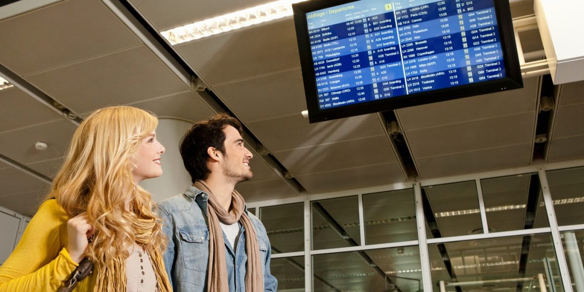 Criza de combustibil lovește AVIATIA: Europa, în pragul haosului aerian