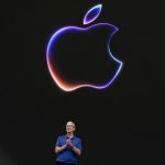 Cook, după 15 ani, pleacă de la Apple: Cine va fi noul șef al gigantului tech?