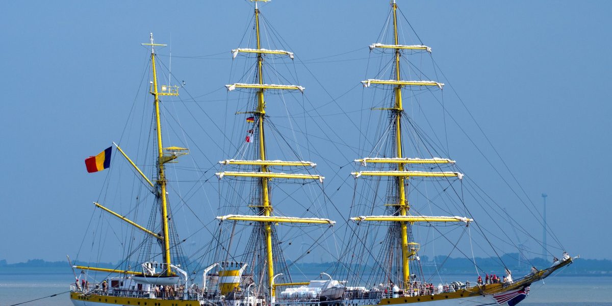 Mircea pornește la drum: Nava-școală românească traversează Atlanticul spre SUA