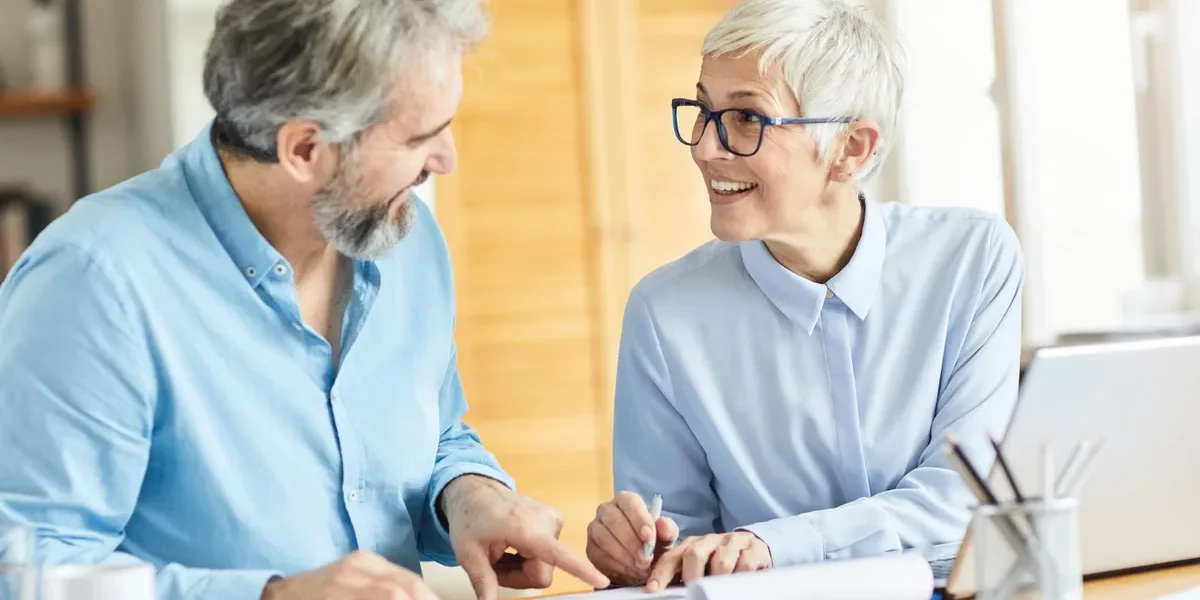 BANI pentru pensionari: 2 miliarde de euro pentru creșterea pensiilor în România