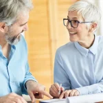 BANI pentru pensionari: 2 miliarde de euro pentru creșterea pensiilor în România