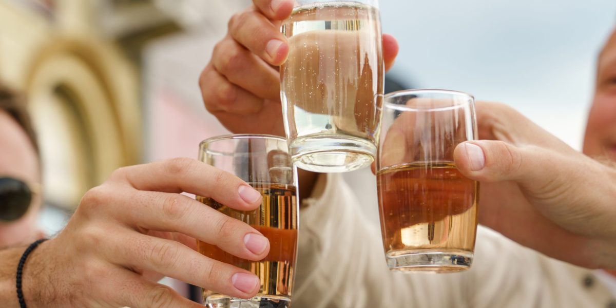 Masa de Paște, capcana ascunsă: Cum eviți problemele de sănătate în România?