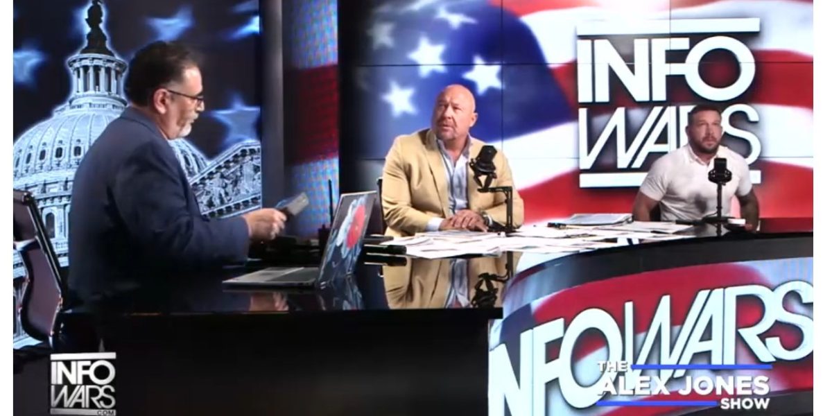 Arestarea lui Alex Jones: Ce planuri are cu site-ul conspiraționist