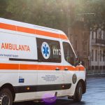 Paznicul BRD Brăila, gest șocant: Și-a tăiat gâtul. Medicii se luptă pentru viața lui