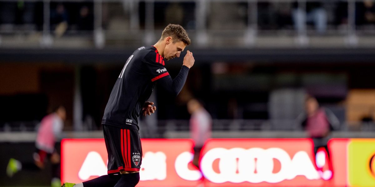 Louis Munteanu, accidentat și fără gol: Dezastru pentru americani