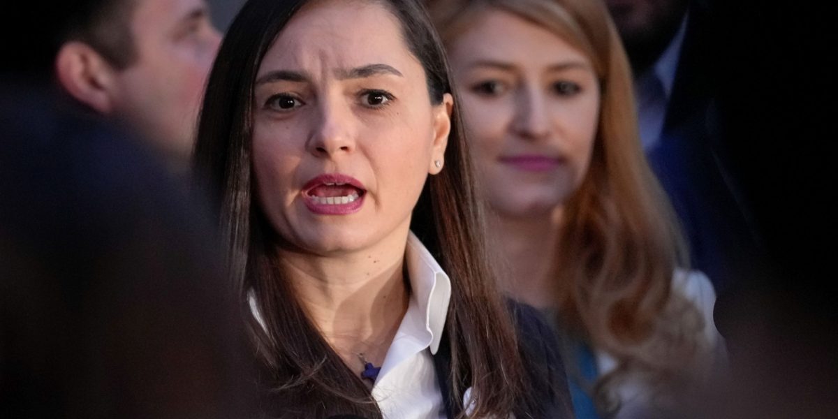 Pensiile românilor cu Pfizer, plătite cu 1.200 de euro lunar: Propunere-șoc POT