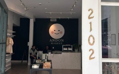 Agent mituit cu 100.000 dolari pentru deschiderea unui magazin