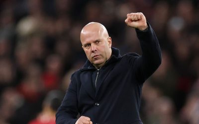 Slot, criticat DUR de englezi: Ce spune despre meciul cu PSG